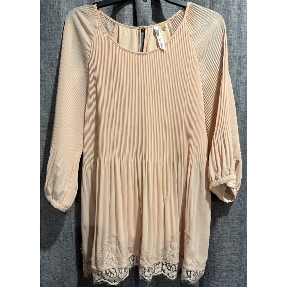 NY Collection Blouse‎ XL Pink/Peach Pleats Lace L 3/4 cut out sleeve Romantic